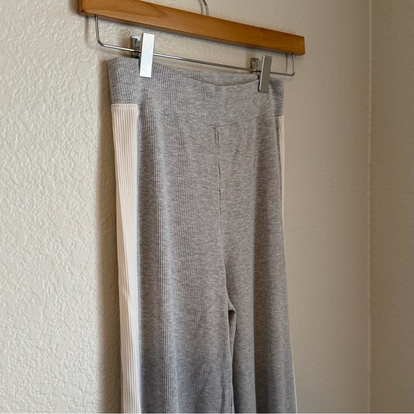 Offline By Aerie Thumbs Up Heavyweight Ribbed Wide Leg Pant in Heather Gray, XS - Picture 5 of 10